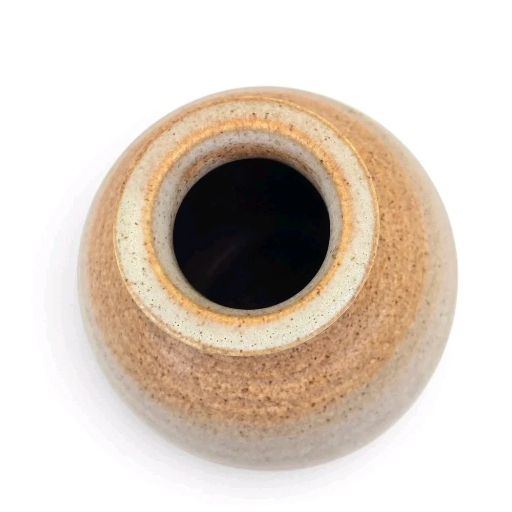 Signed Hartman Studio Pottery Vase 2003 Hand Thrown Stoneware Speckled Brown 5